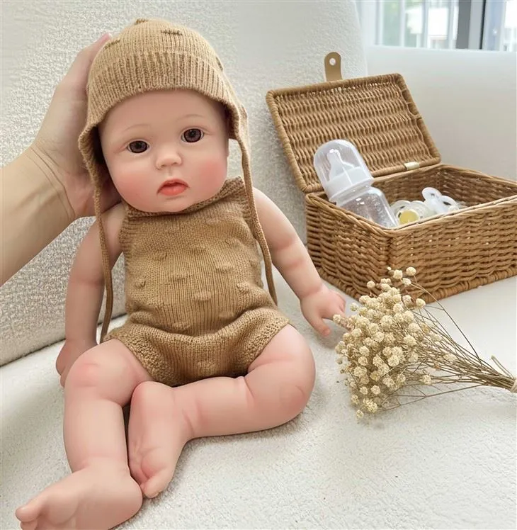Lucy 16-Inch Platinum Silicone Reborn Doll – Lifelike Baby Reborn Doll Full Body Silicone